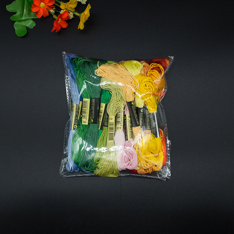 C 24/100/50 Çok Renkli Çapraz  - Embroidery Floss Thread incelemesi ve fiyatı